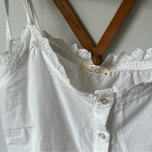 P.O.V White Eyelet Tank Medium - Picture 3 of 4
